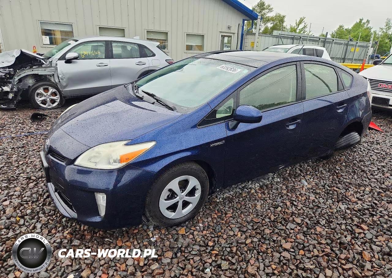 2014 Toyota Prius Three – zdjęcie 1 z 13