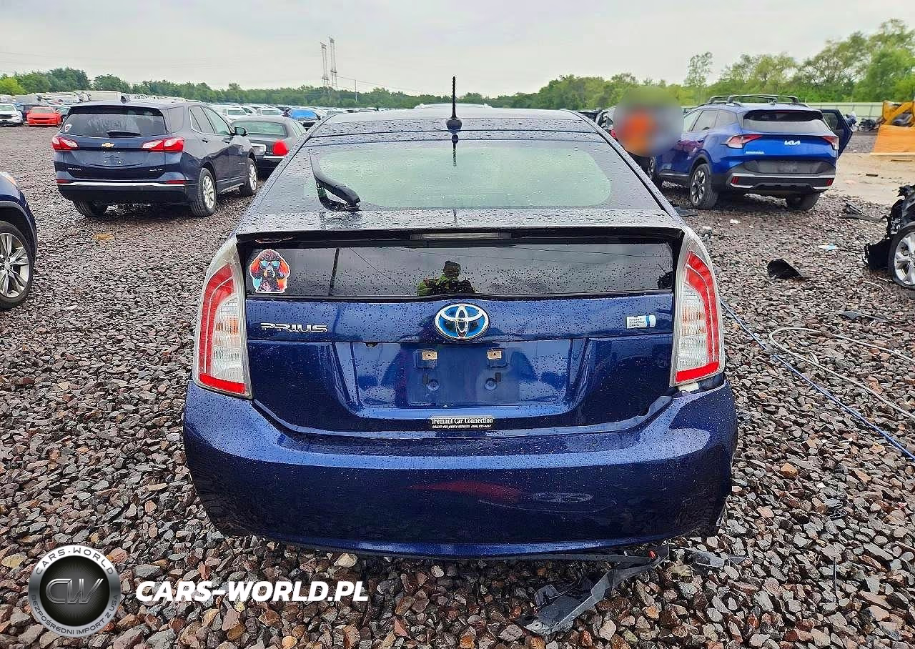 2014 Toyota Prius Three VIN:JTDKN3DU1E1736360 - 6