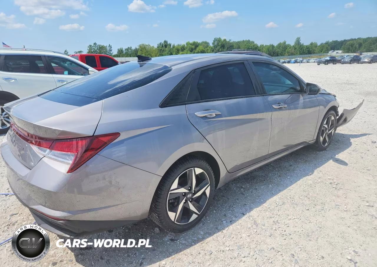 2023 Hyundai Elantra Sel VIN:KMHLS4AG5PU495627 - 3