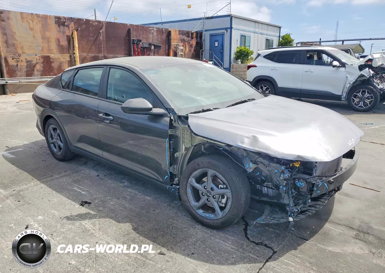 2026 Kia K4 Lxs VIN:3KPFT4DE0TE296549 - 4