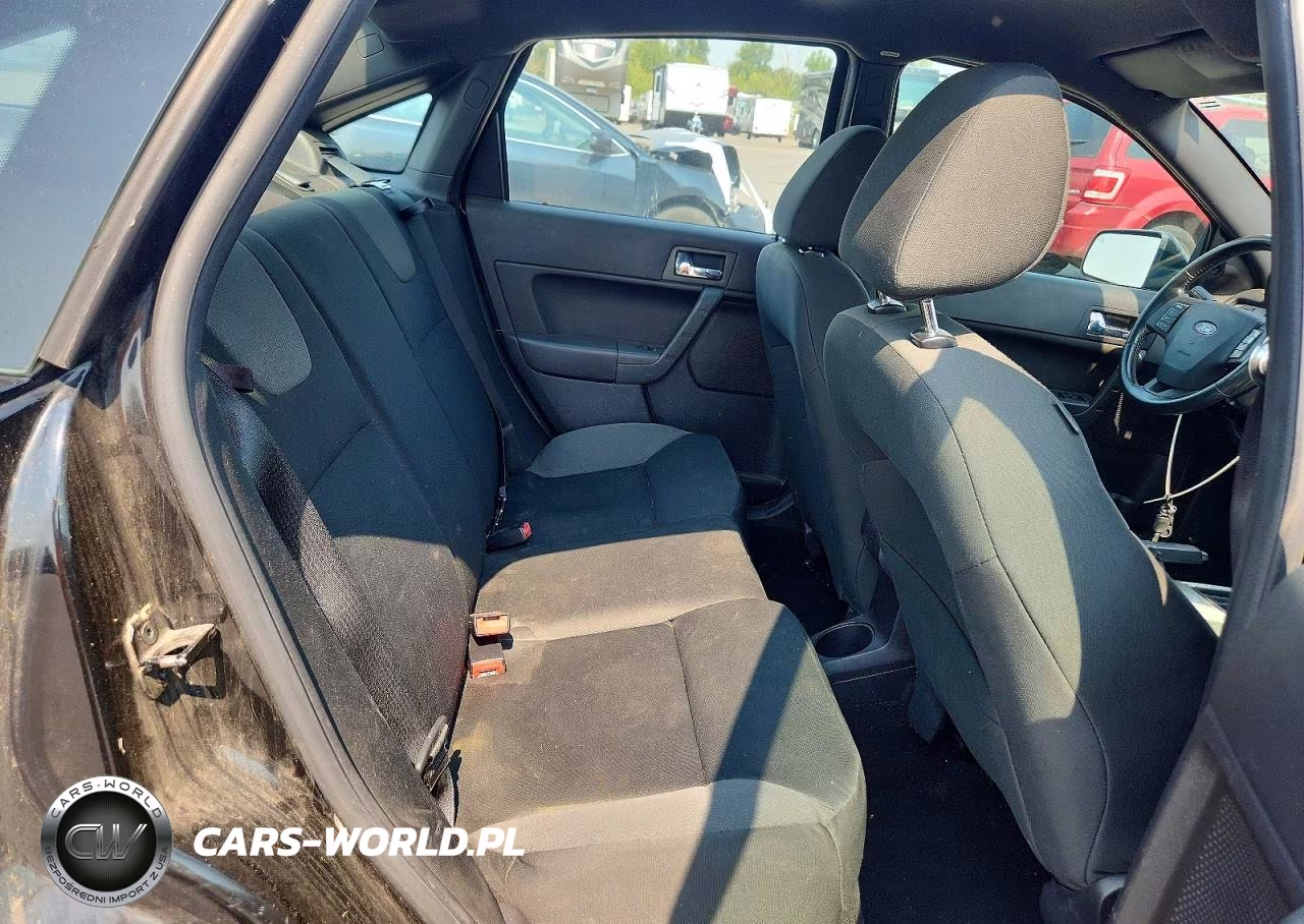 2008 Ford Focus Se VIN:1FAHP35N18W230875 - 10