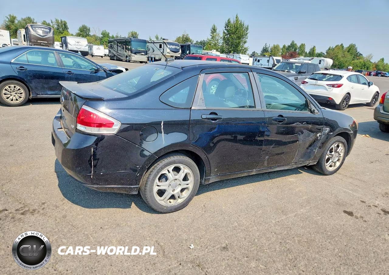 2008 Ford Focus Se VIN:1FAHP35N18W230875 - 3