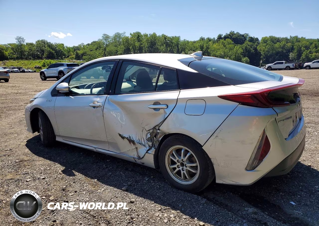 2018 Toyota Prius Prime Premium VIN:JTDKARFP6J3076983 - 2