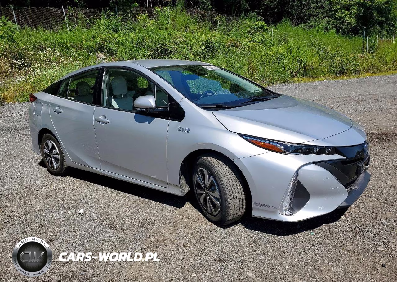 2018 Toyota Prius Prime Premium VIN:JTDKARFP6J3076983 - 4