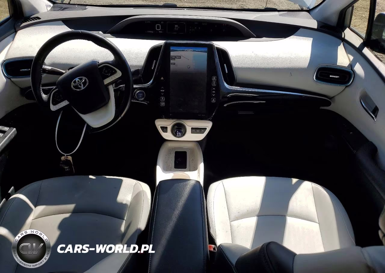 2018 Toyota Prius Prime Premium VIN:JTDKARFP6J3076983 - 8