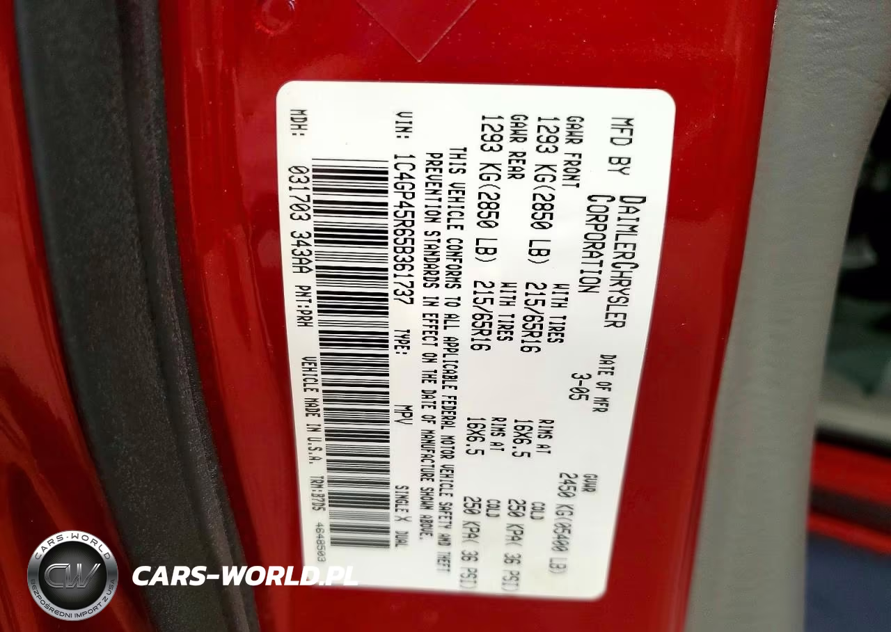 2005 Chrysler Town & Country VIN:1C4GP45R65B361737 - 13