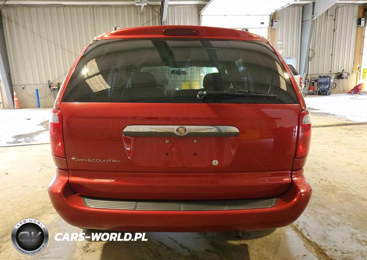 2005 Chrysler Town & Country VIN:1C4GP45R65B361737 - 6