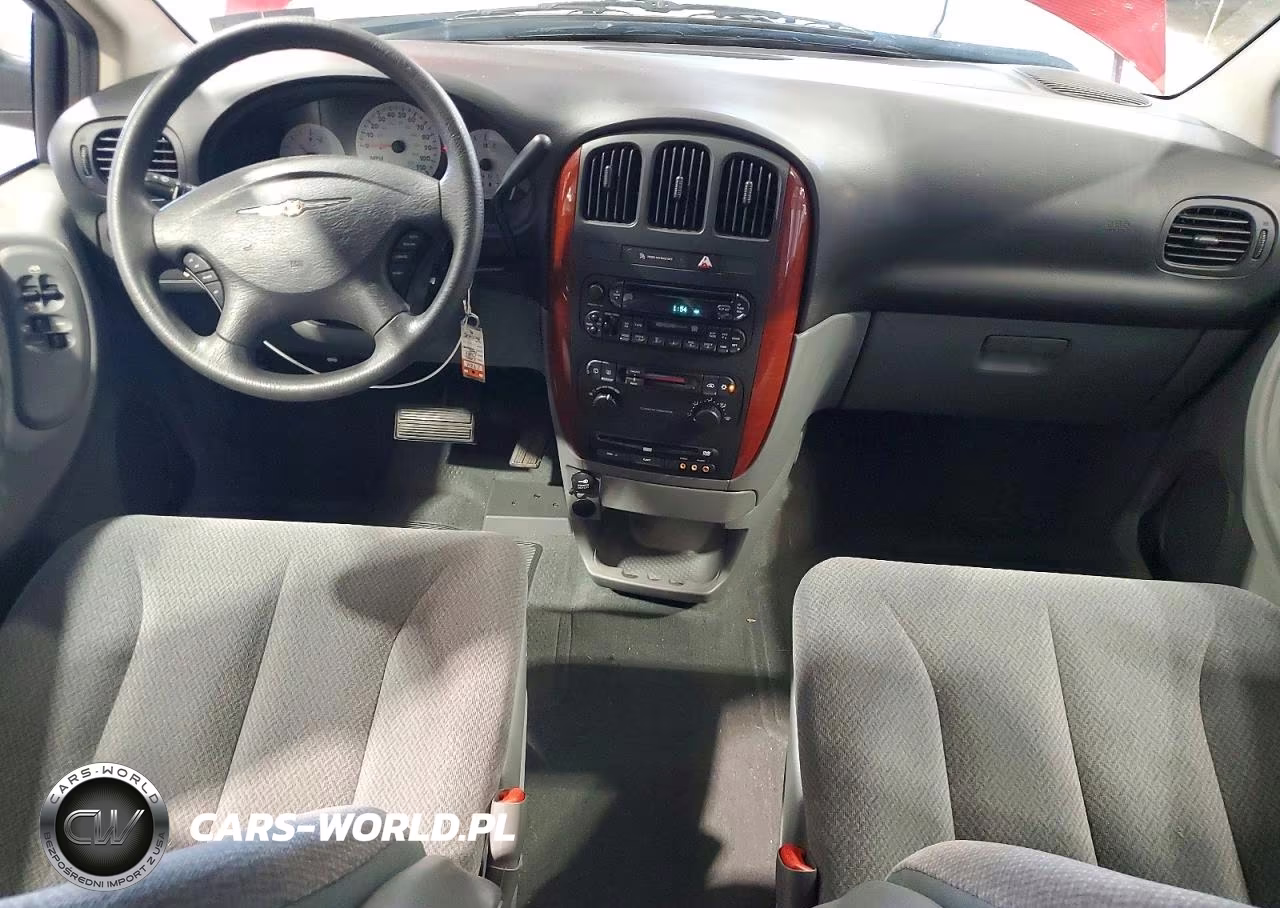 2005 Chrysler Town & Country VIN:1C4GP45R65B361737 - 8