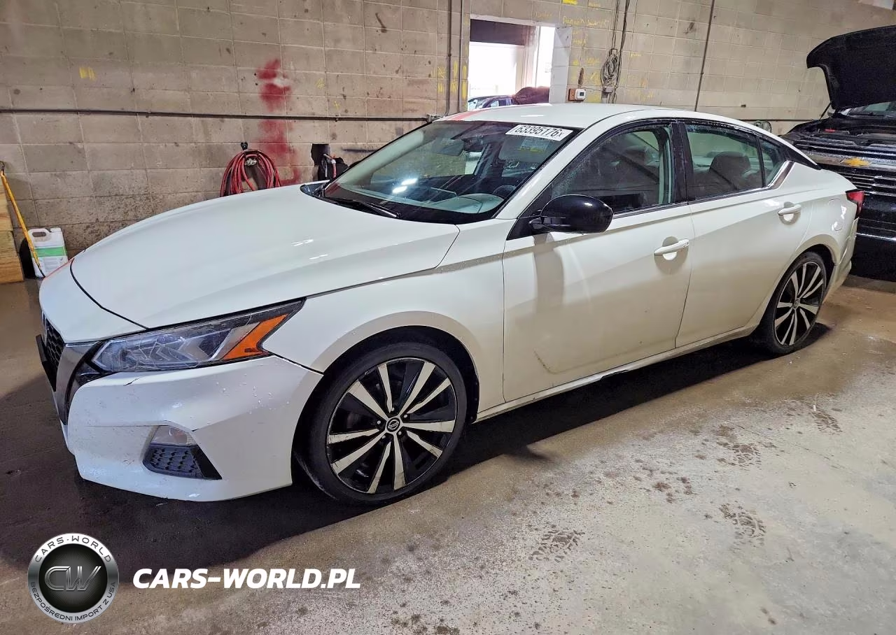 2019 Nissan Altima Sr – zdjęcie 1 z 12
