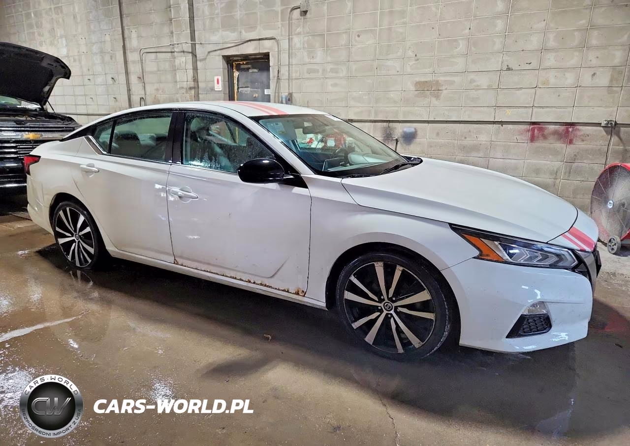 2019 Nissan Altima Sr VIN:1N4BL4CV8KC153800 - 4