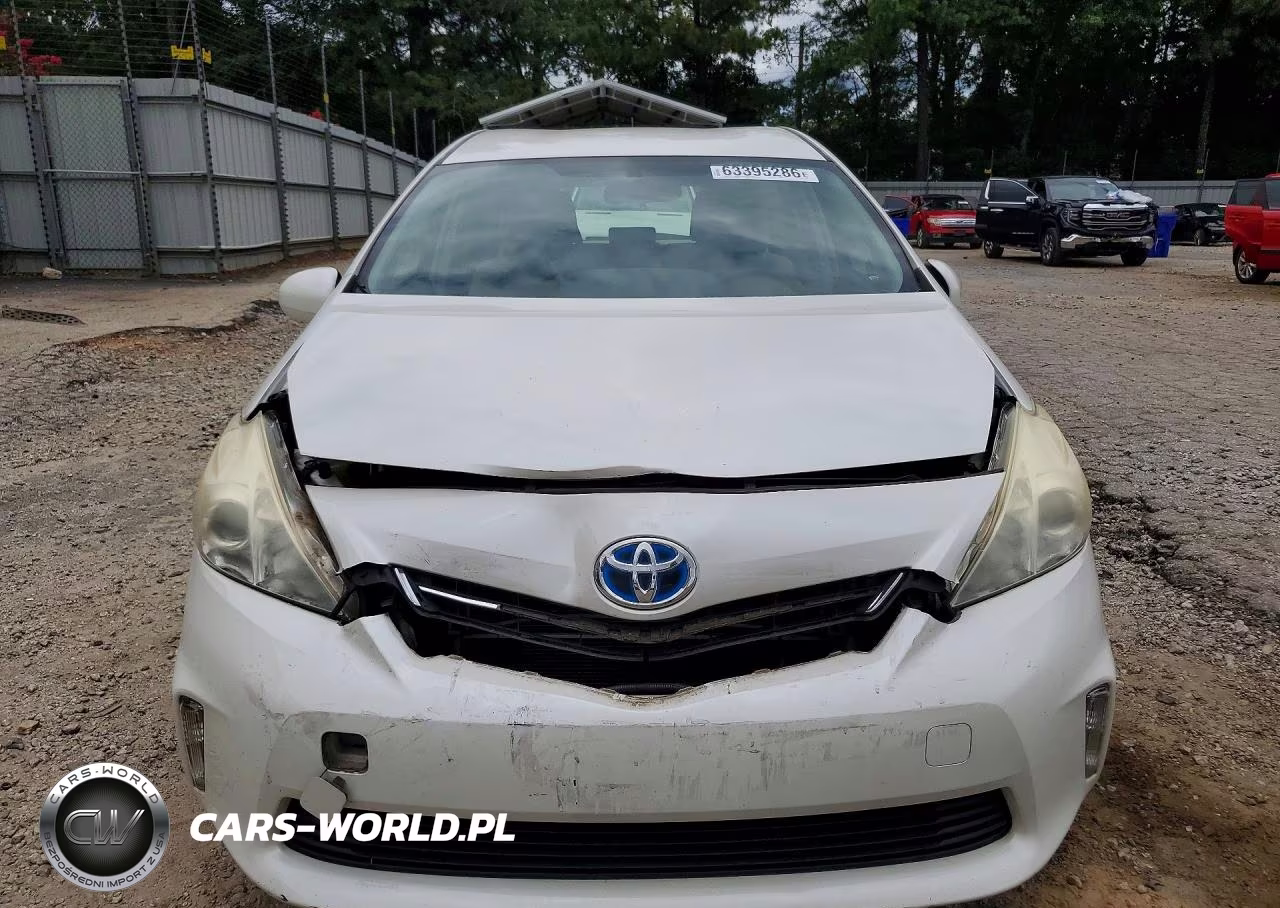 2012 Toyota Prius V Three VIN:JTDZN3EU6C3054010 - 5