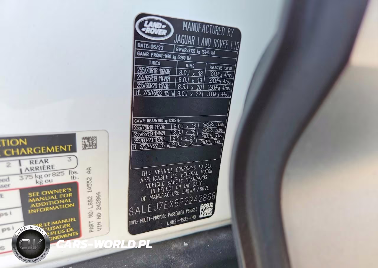 2023 Land Rover Defender 110 S VIN:SALEJ7EX8P2242866 - 13