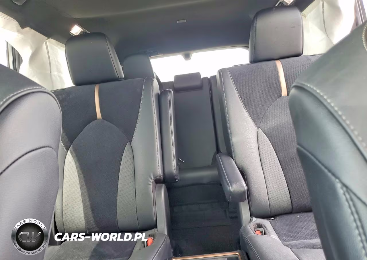 2025 Toyota Grand Highlander Hybrid Max Platinum VIN:5TDADAB59SS018830 - 10