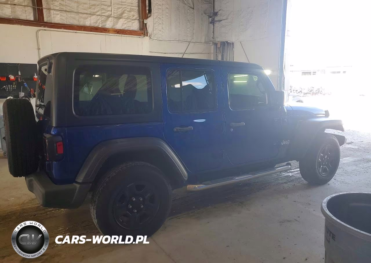 2018 Jeep Wrangler Unlimited Sport VIN:1C4HJXDN6JW241140 - 3