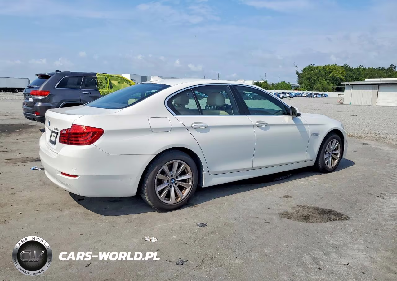 2016 BMW 528 I VIN:WBA5A5C5XGD528510 - 3