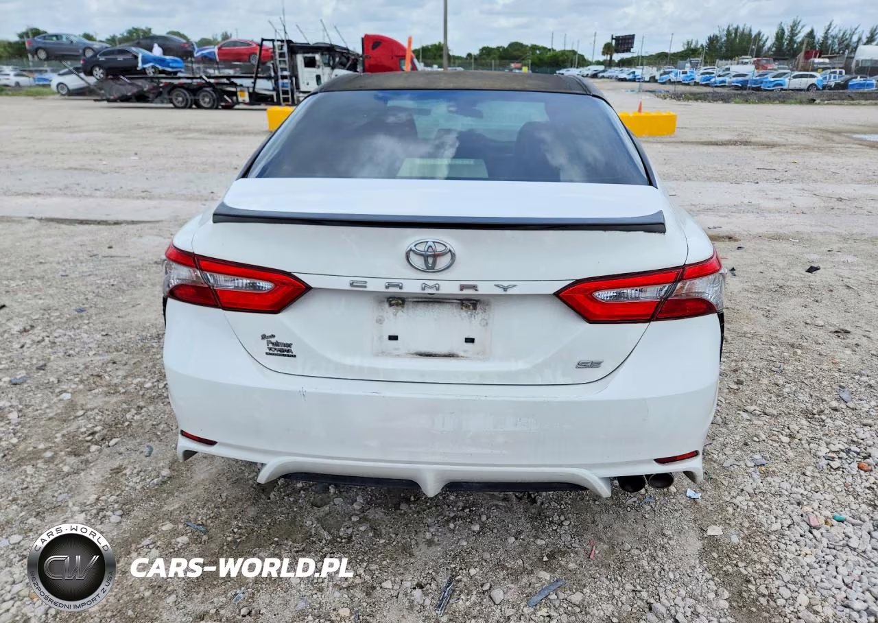 2018 Toyota Camry Se VIN:JTNB11HK3J3023298 - 6