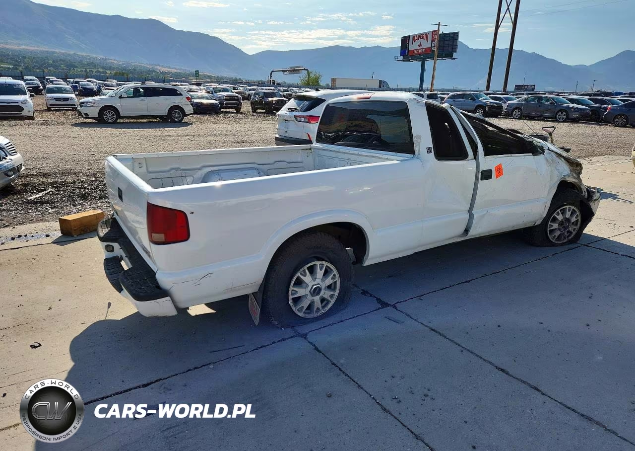 2003 GMC Sonoma VIN:1GTDT19X038217701 - 3