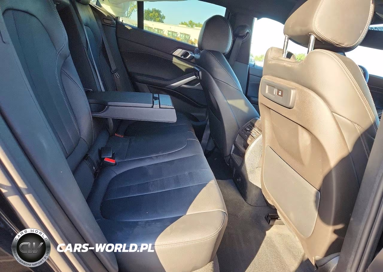 2022 BMW X6 xDrive40I VIN:5UXCY6C09N9N21322 - 10