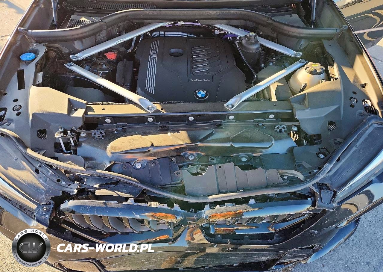 2022 BMW X6 xDrive40I VIN:5UXCY6C09N9N21322 - 11