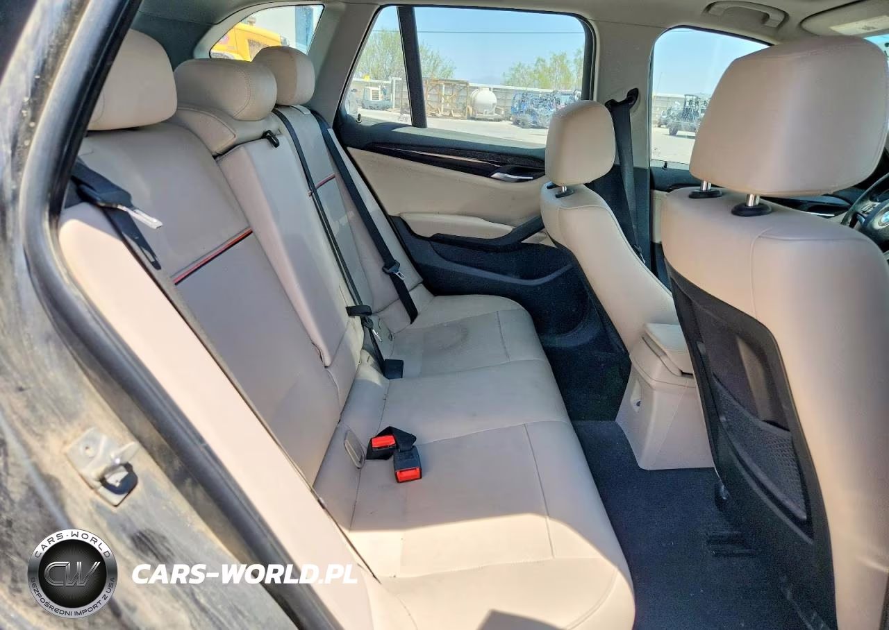 2014 BMW X1 xDrive28I 4D Suv VIN:WBAVL1C55EVY18180 - 10