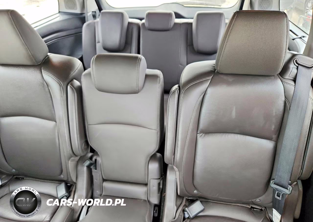 2019 Honda Odyssey Elite VIN:5FNRL6H97KB103330 - 10