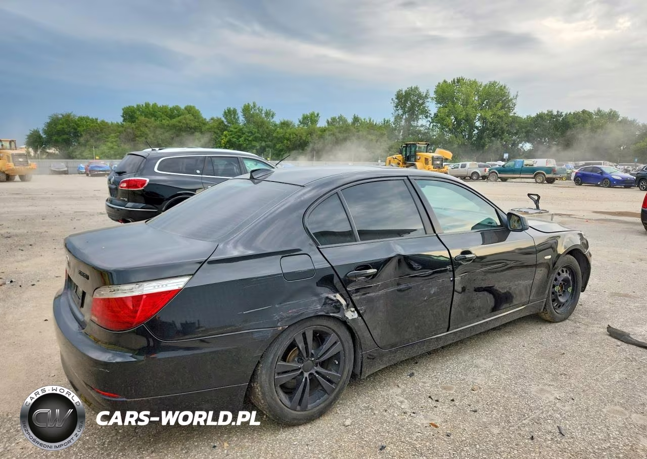 2010 BMW 528 Xi VIN:WBANV1C59AC388671 - 3