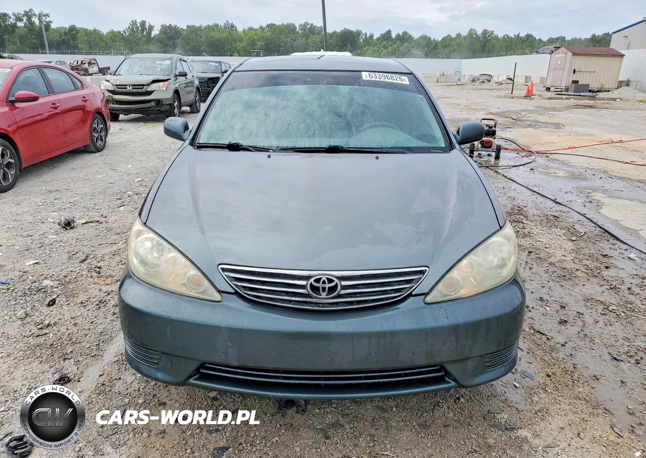 2005 Toyota Camry Le VIN:4T1BE32K15U391746 - 5