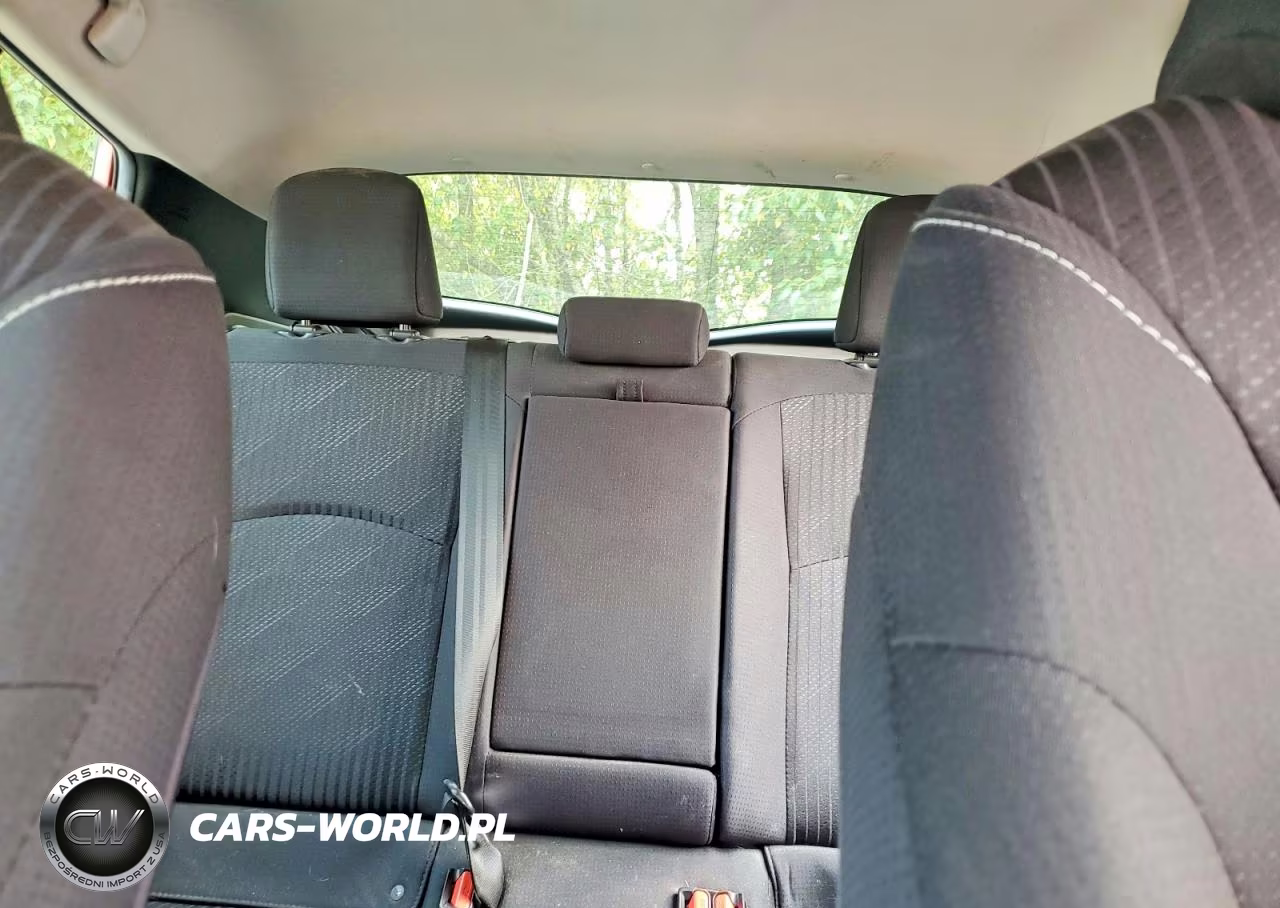 2021 Toyota Prius Prime Le VIN:JTDKAMFP7M3186142 - 10