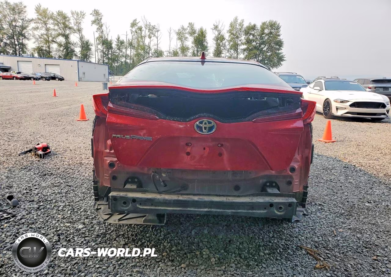 2021 Toyota Prius Prime Le VIN:JTDKAMFP7M3186142 - 6