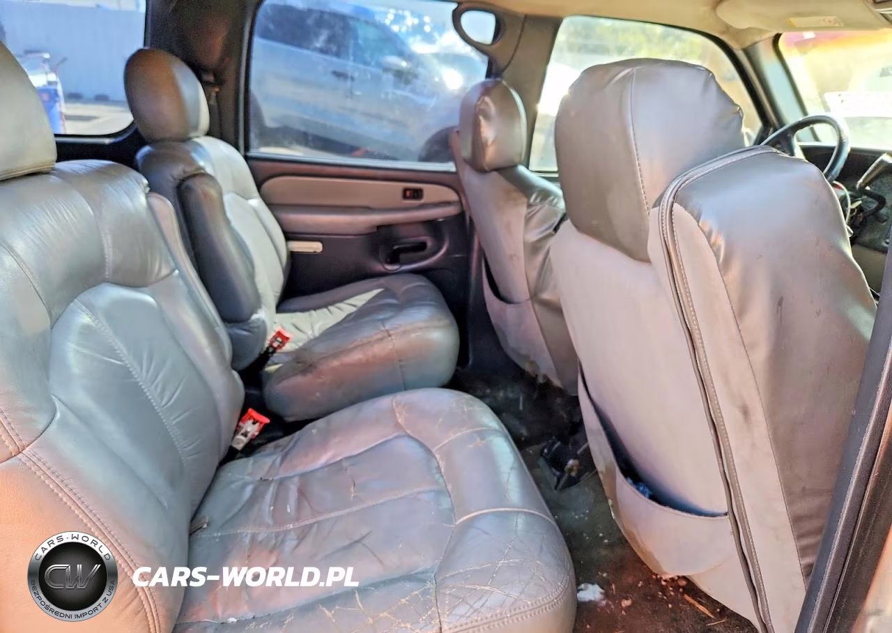 2001 Chevrolet Suburban C1500 VIN:3GNEC16T01G107025 - 11