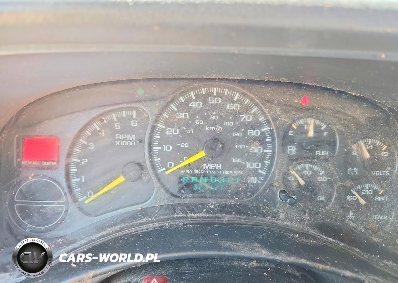 2001 Chevrolet Suburban C1500 VIN:3GNEC16T01G107025 - 9