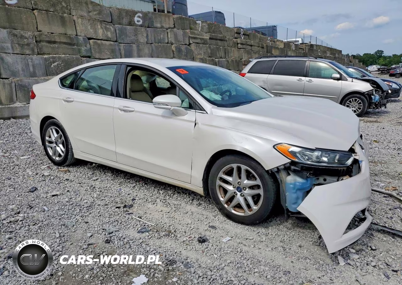 2015 Ford Fusion Se VIN:3FA6P0H74FR222787 - 4