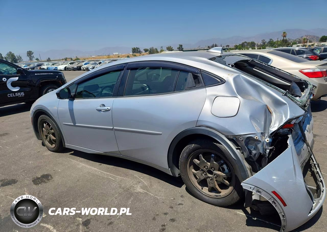 2024 Toyota Prius Le VIN:JTDACAAU5R3017276 - 2