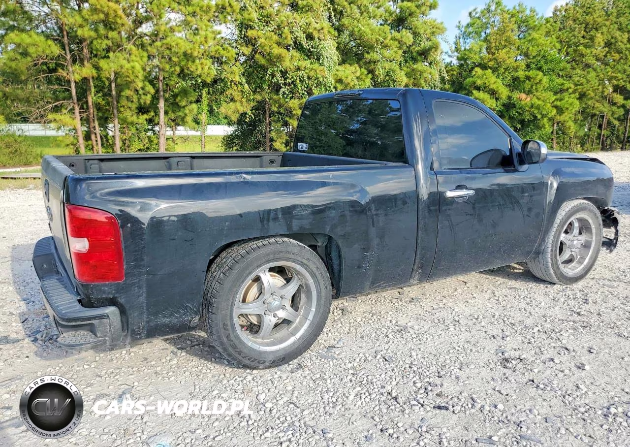 2008 Chevrolet Silverado C1500 VIN:1GCEC14X18Z170580 - 3