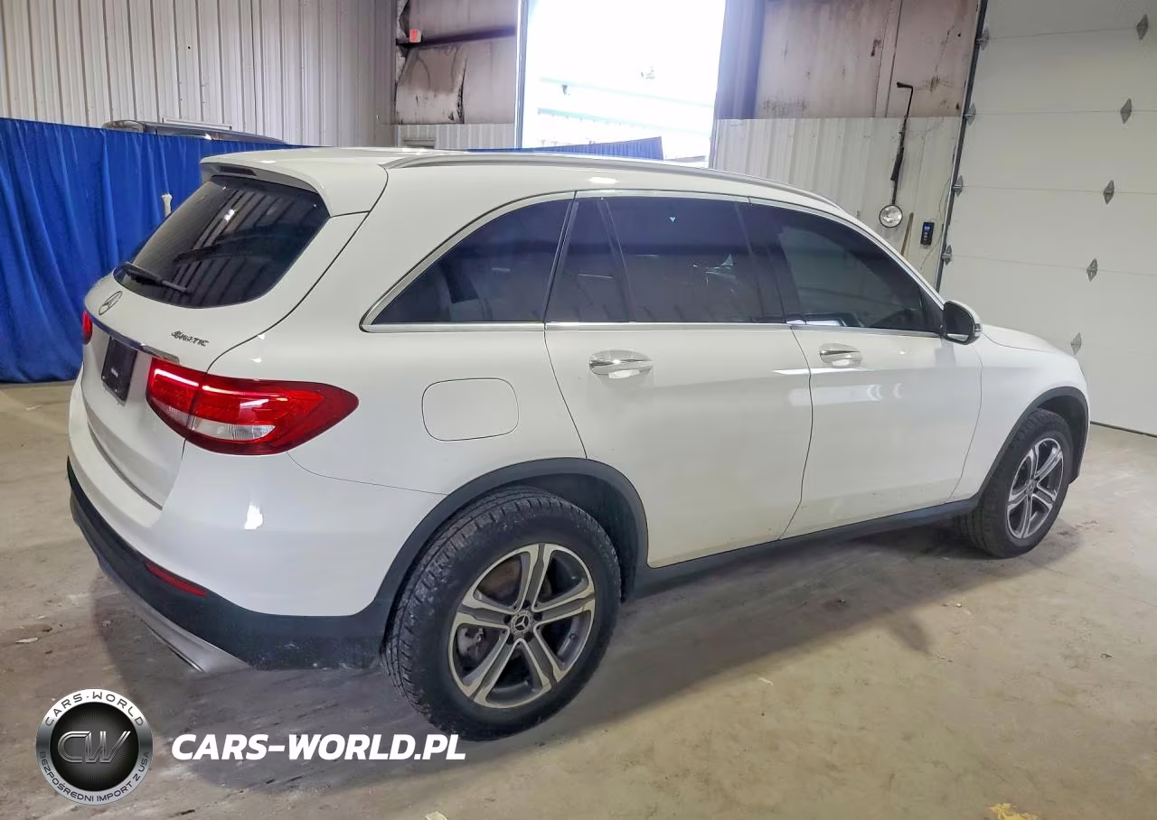 2018 Mercedes-Benz Glc 300 4Matic VIN:WDC0G4KB6JV090982 - 3