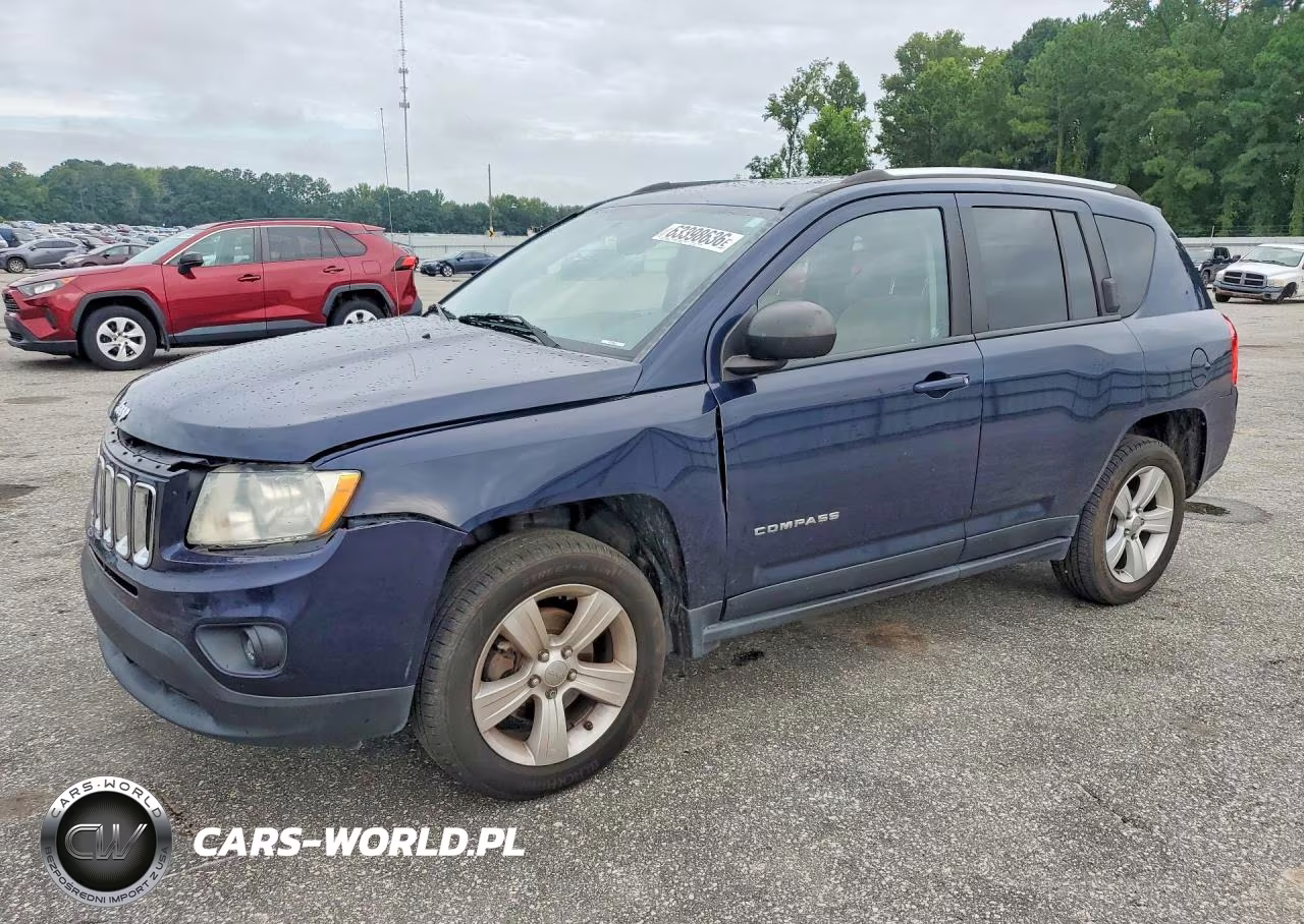 2013 Jeep Compass Latitude VIN:1C4NJCEBXDD102600 - 1