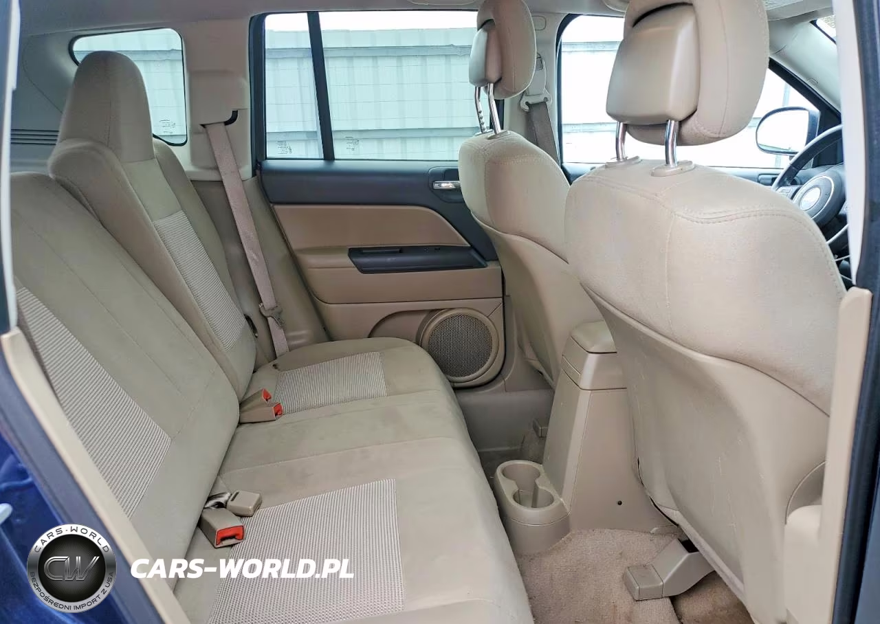 2013 Jeep Compass Latitude VIN:1C4NJCEBXDD102600 - 11