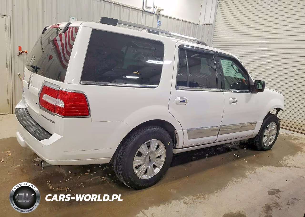 2014 Lincoln Navigator VIN:5LMJJ2J55EEL01518 - 3