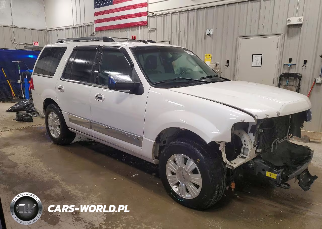 2014 Lincoln Navigator VIN:5LMJJ2J55EEL01518 - 4