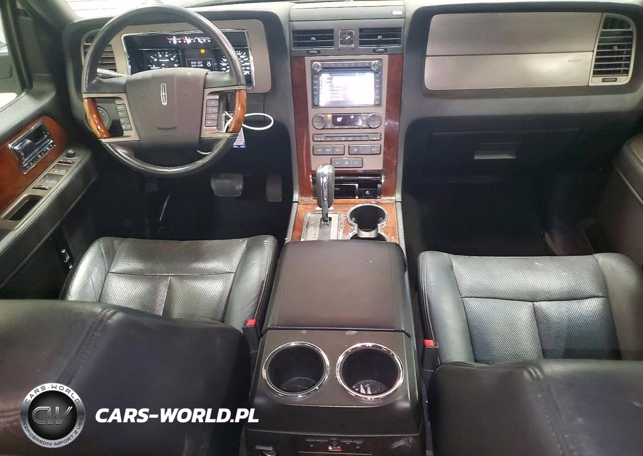 2014 Lincoln Navigator VIN:5LMJJ2J55EEL01518 - 8