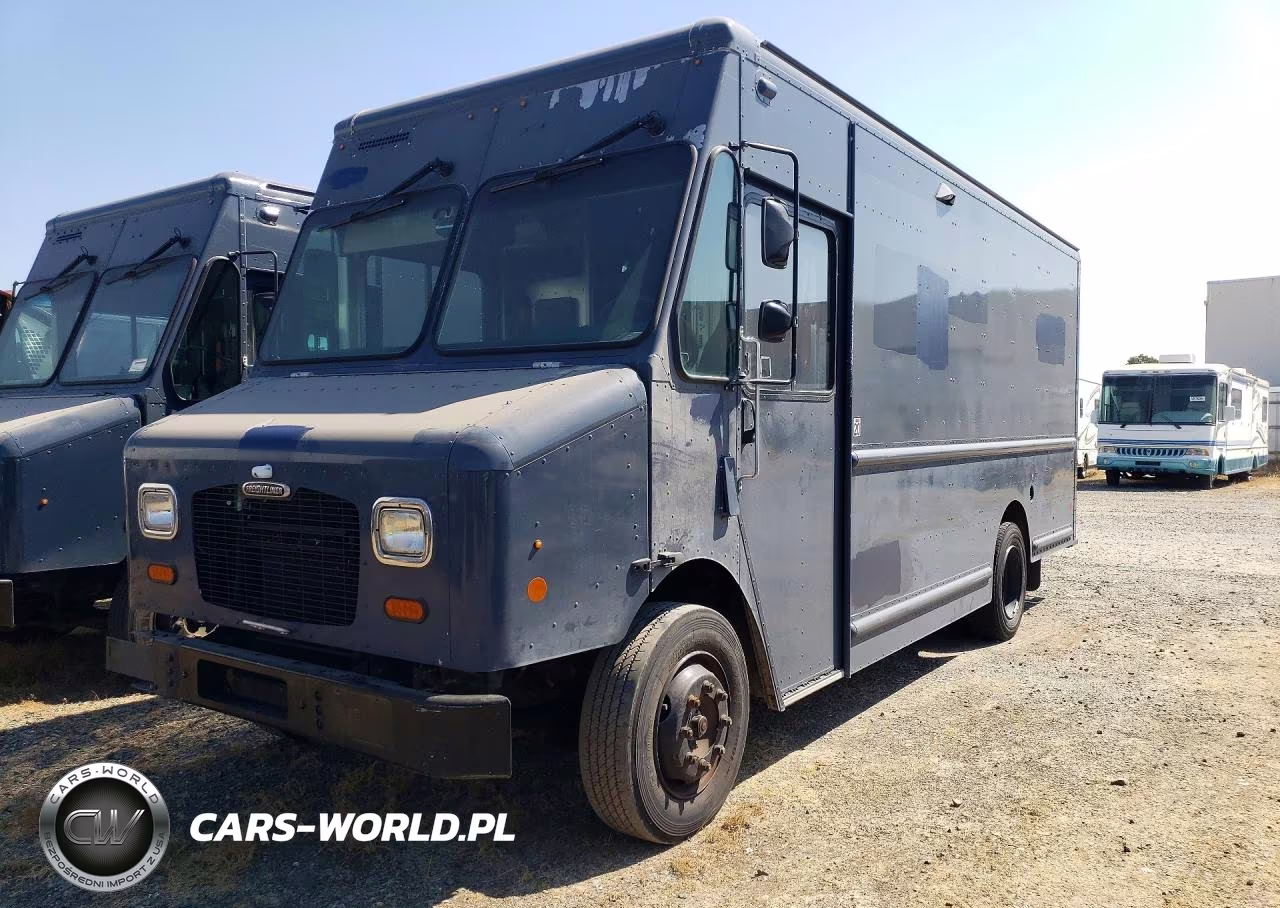 2020 Freightliner Mt45G Chassis Delivery Truck