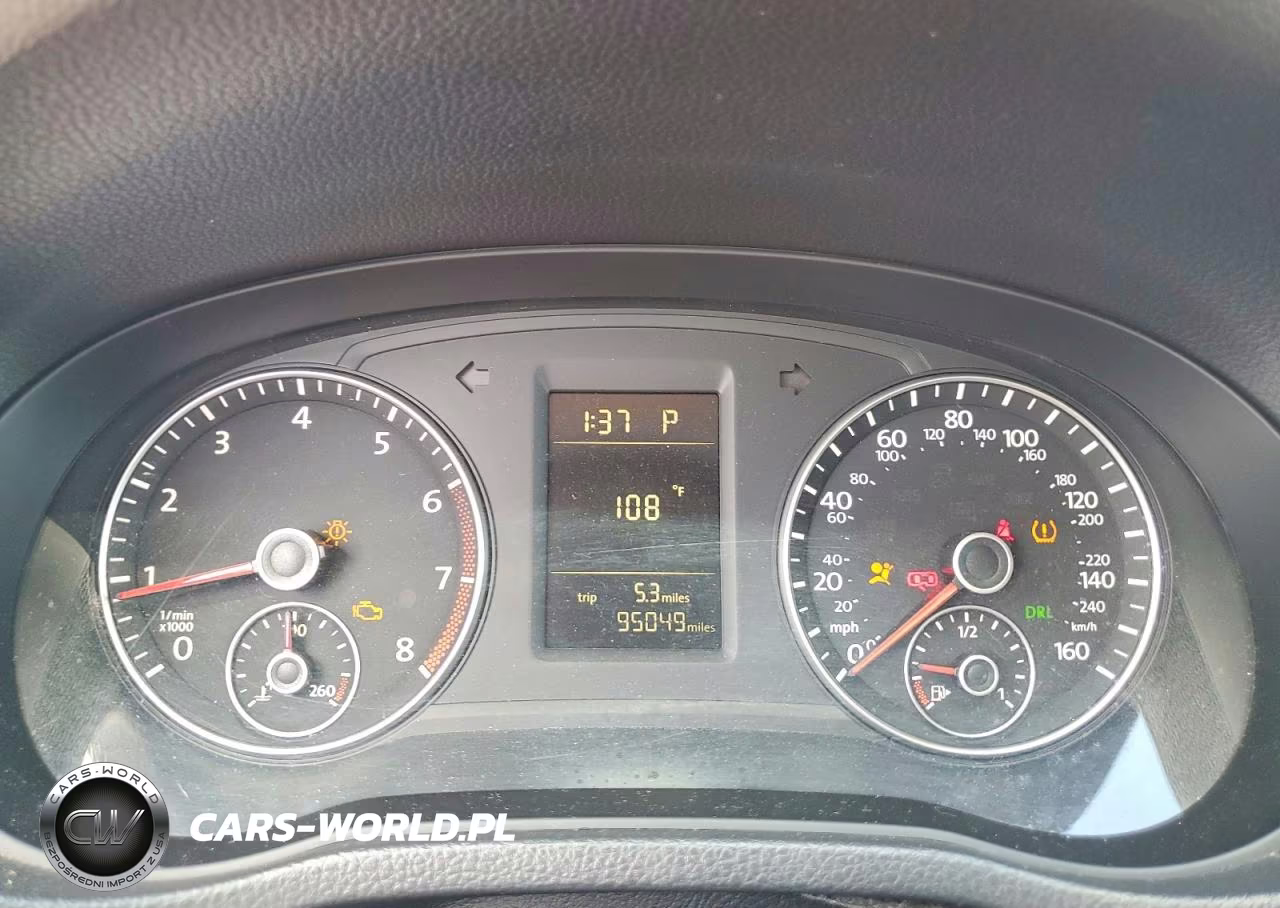2015 Volkswagen Passat S VIN:1VWAT7A35FC094121 - 9