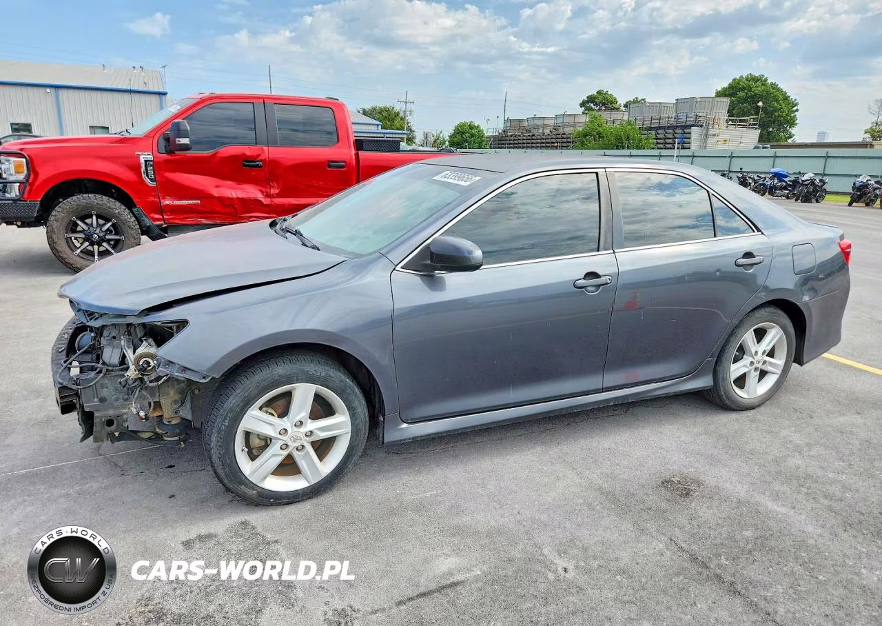 2012 Toyota Camry Se – zdjęcie 1 z 12