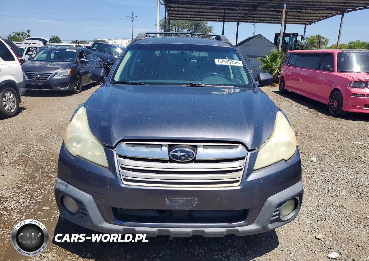2014 Subaru Outback 2.5I Premium VIN:4S4BRBCCXE3203883 - 5