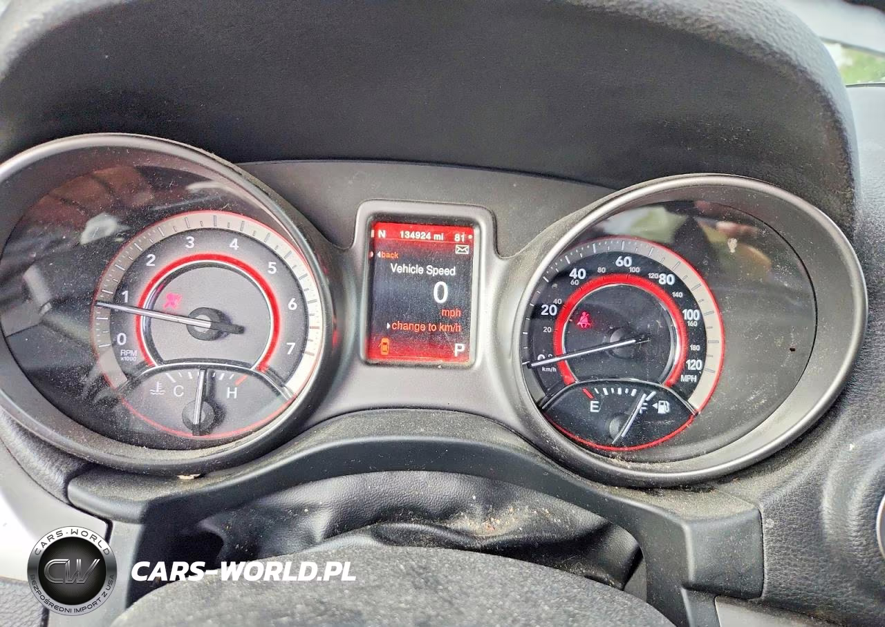 2018 Dodge Journey Crossroad VIN:3C4PDDGG8JT386720 - 9