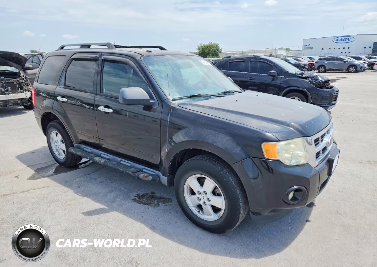2010 Ford Escape Xlt VIN:1FMCU0D79AKB93906 - 4