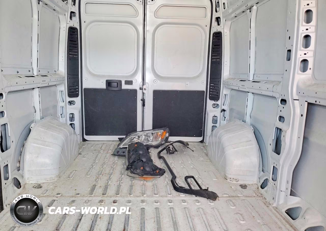 2024 Ram Promaster 2500 High Delivery Van VIN:3C6LRVCG3RE149281 - 10