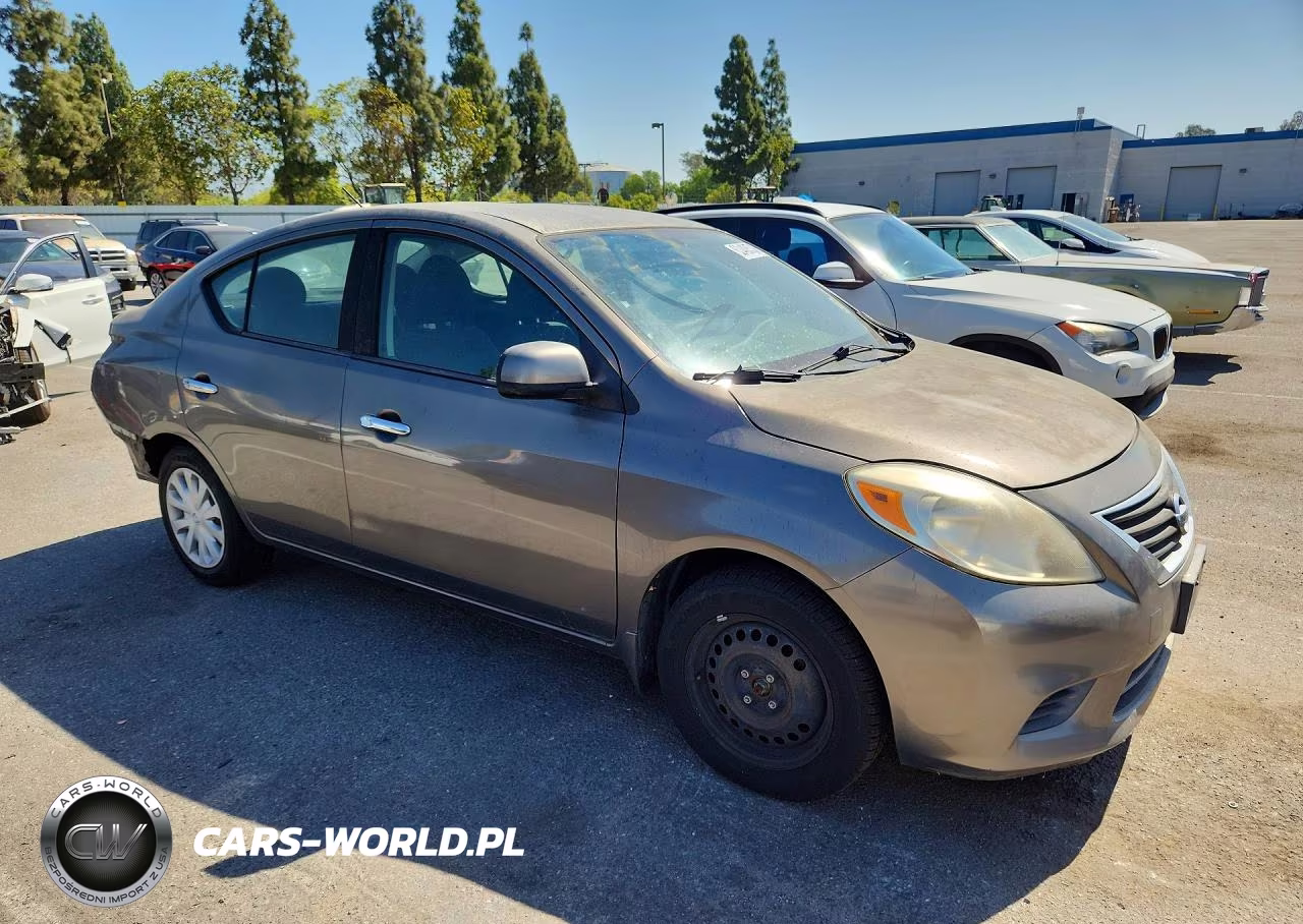 2012 Nissan Versa 1.6 S VIN:3N1CN7AP5CL915956 - 4