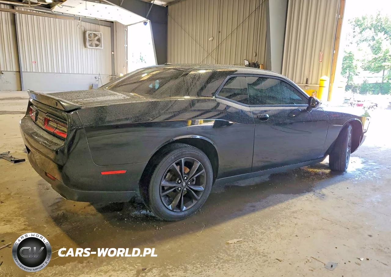 2022 Dodge Challenger Sxt VIN:2C3CDZGG5NH215843 - 3