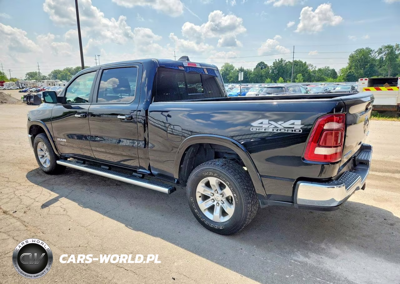 2022 Ram 1500 Laramie VIN:1C6RRFRG8NN425712 - 2